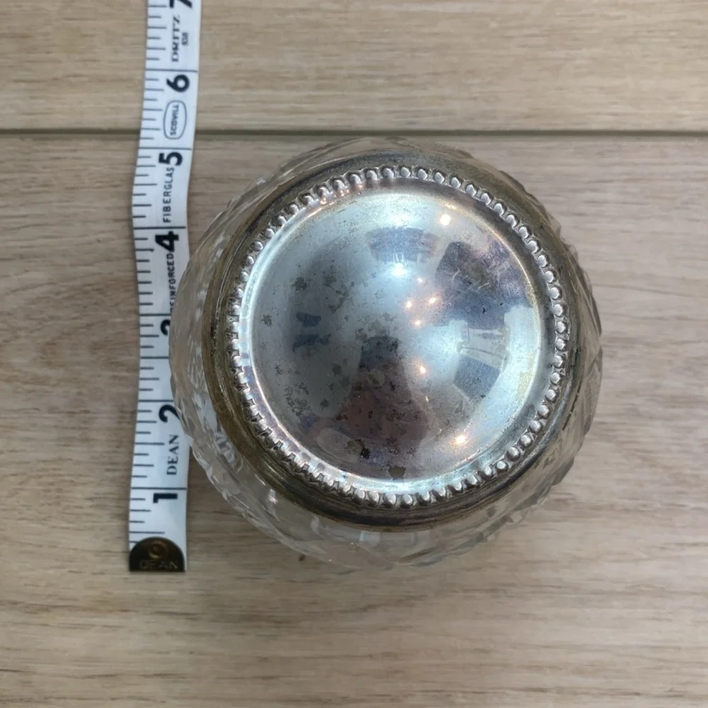 Antique Cut Glass‎ Apothecary Jar